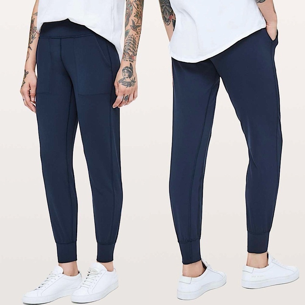 Lululemon Align High Rise Relaxed Fit Athletic Jogger 28" / True Navy Sz 4